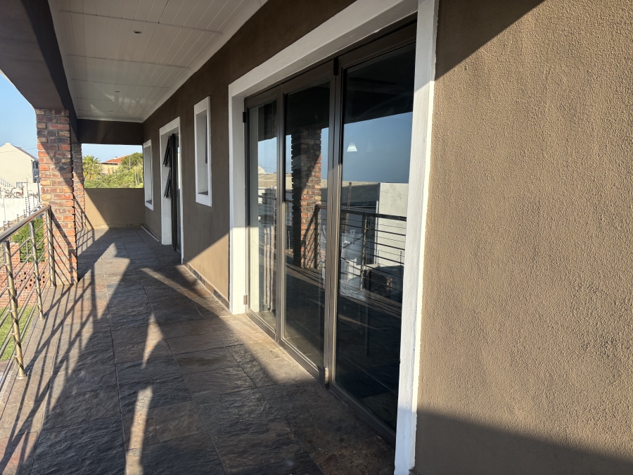 4 Bedroom Property for Sale in Humerail Eastern Cape